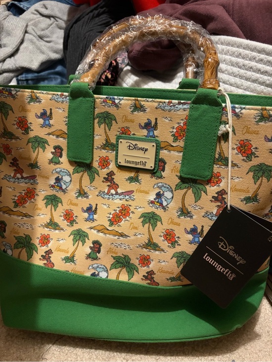Loungefly Handbags - Loungefly Green and Tan Disney Tropical Lilo and Stitch Canvas Tote